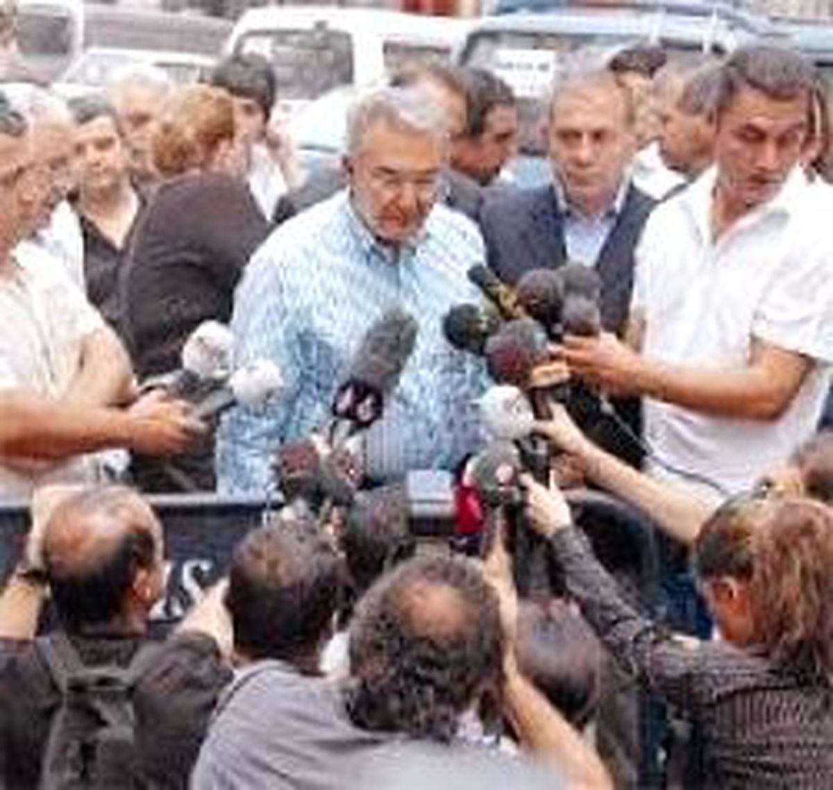 Ayrı Ayrı Geldiler
