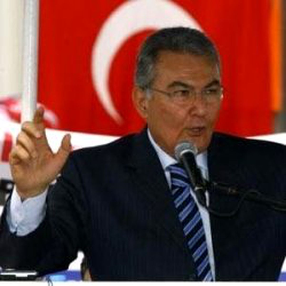 'Başbakan Davanın Sanığı'