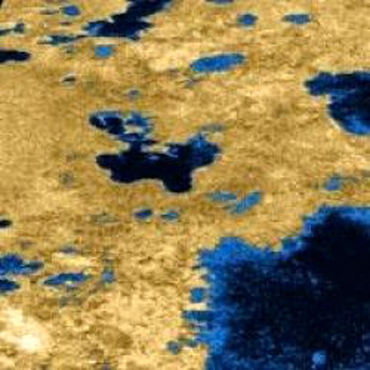 Titan\'da Su Bulundu