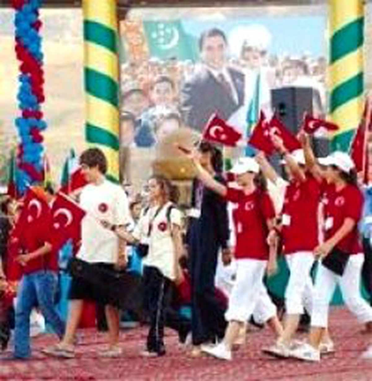 'Altın Nesiller'aşkabat'ta Buluştu