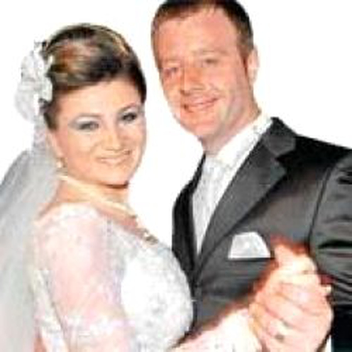Henüz 2 Aylık Evlileri Alkollü Sürücü Ayırdı