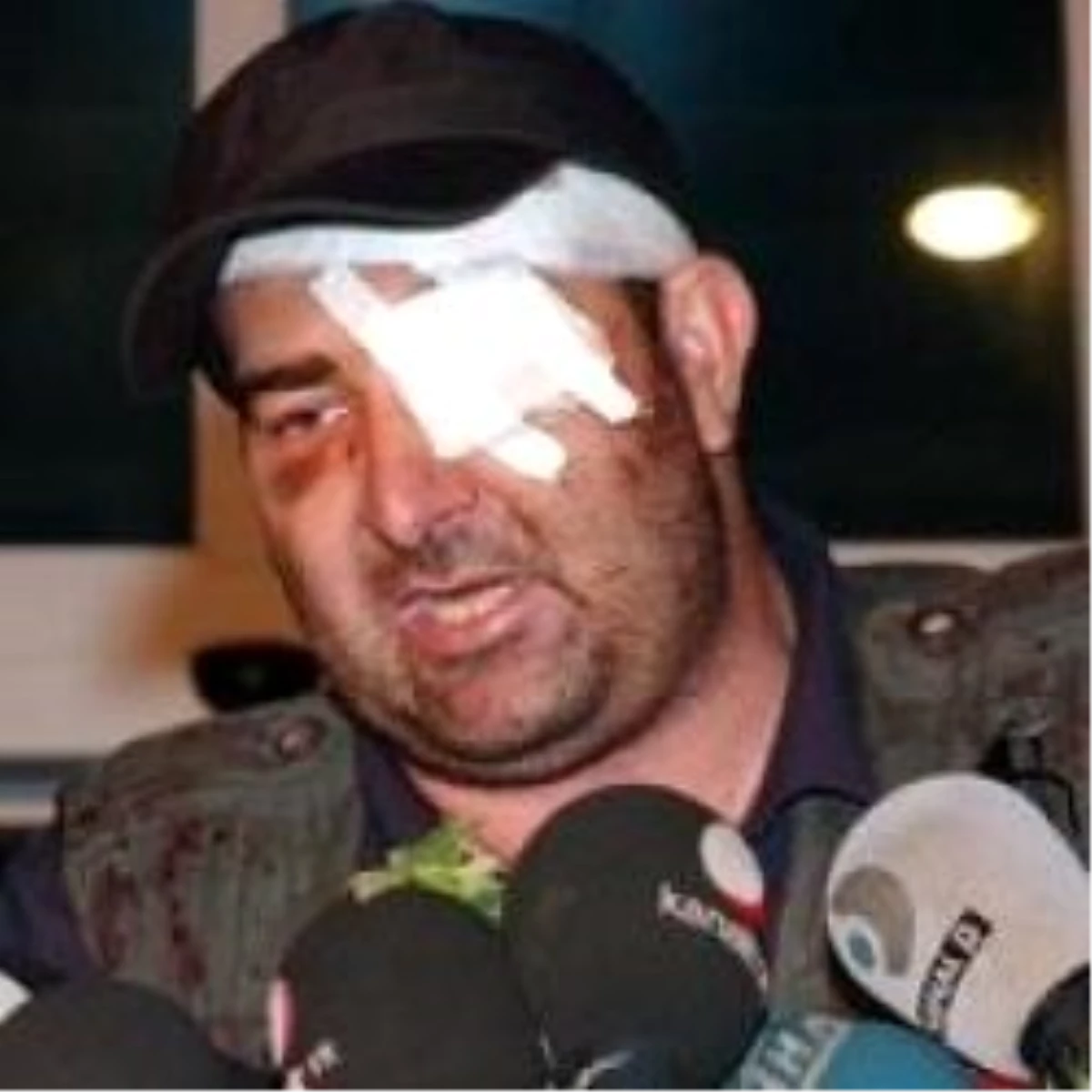 Gürcistan\'da Saldırıya Uğrayan Gazeteciler Yurda Döndü