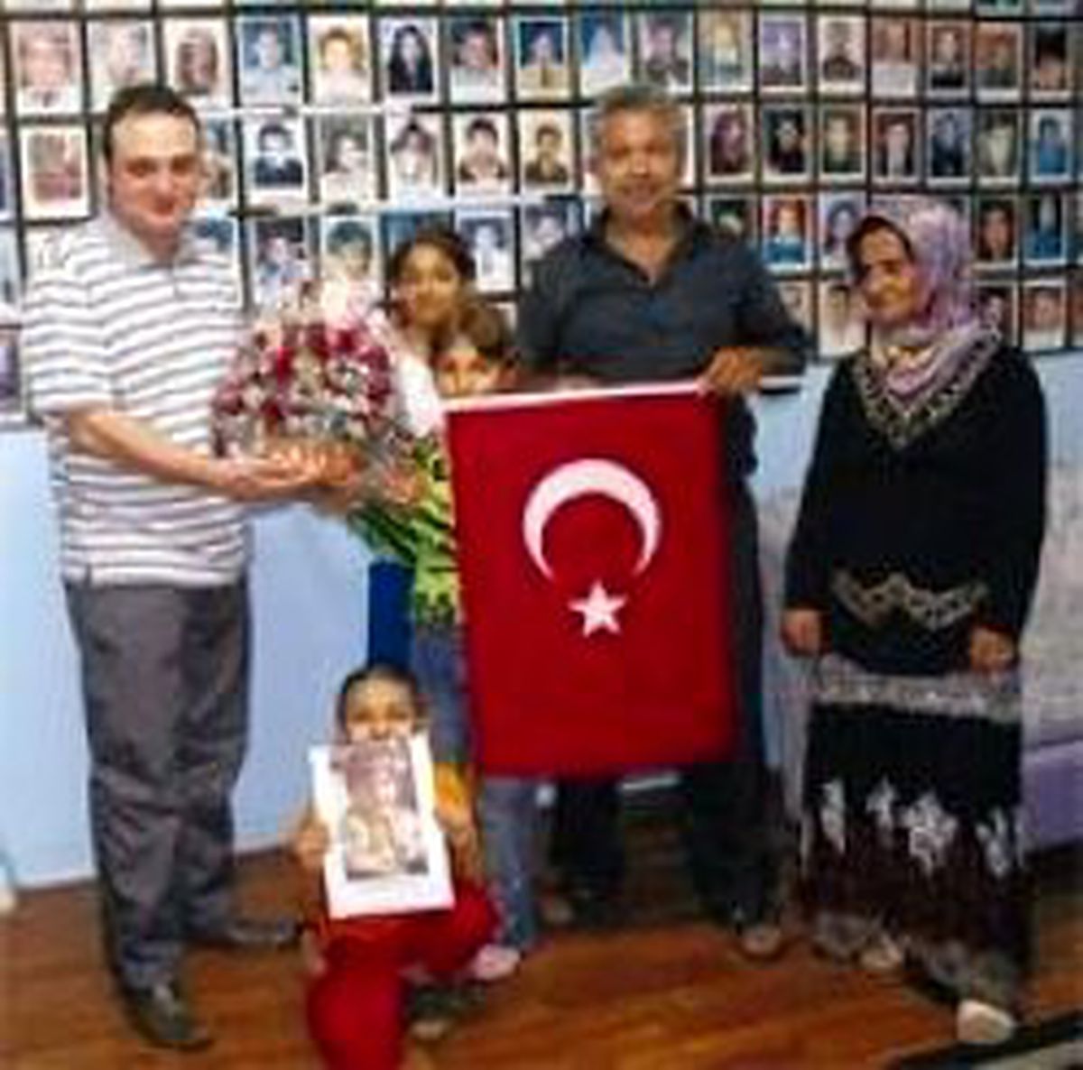 Bangladeş'e Kaçırılan Tuğba Ailesine Kavuşuyor