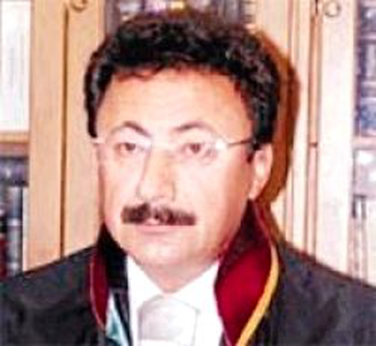'Erkek Hakim Anlamaz' Dedi Kadın Bilirkişi İstedi