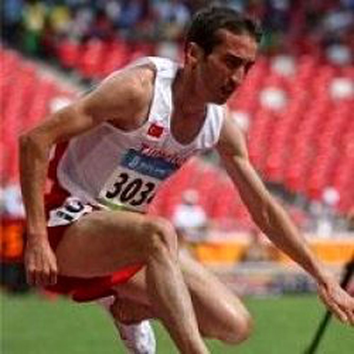 Halil Akkaş Elendi