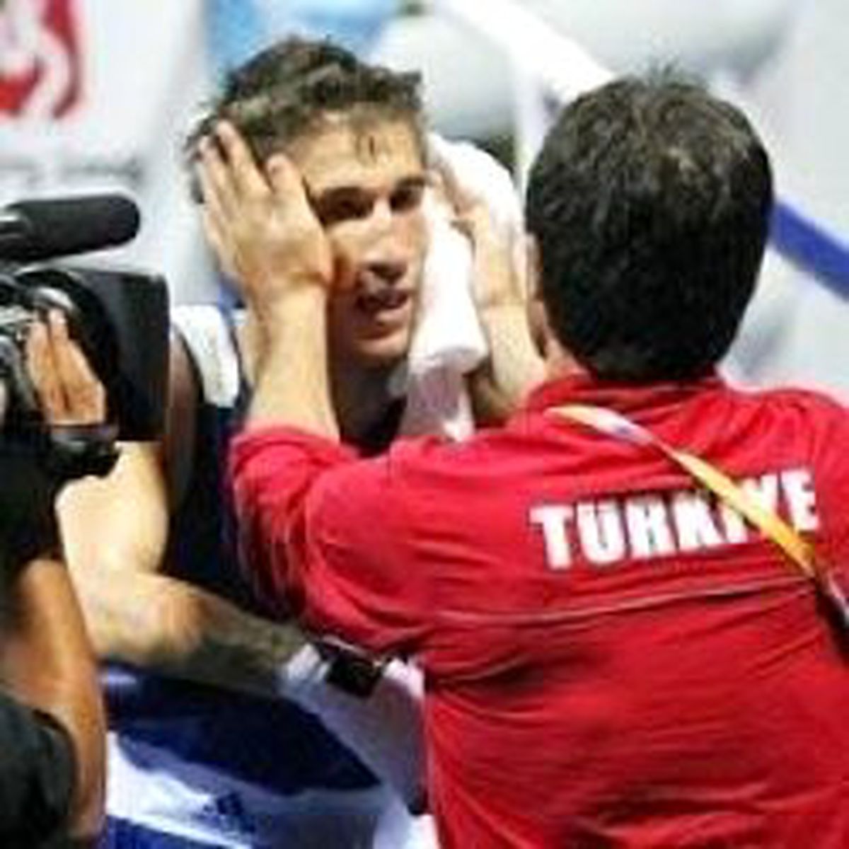 Boksta Yakup Kılıç Yarı Finale Yükseldi