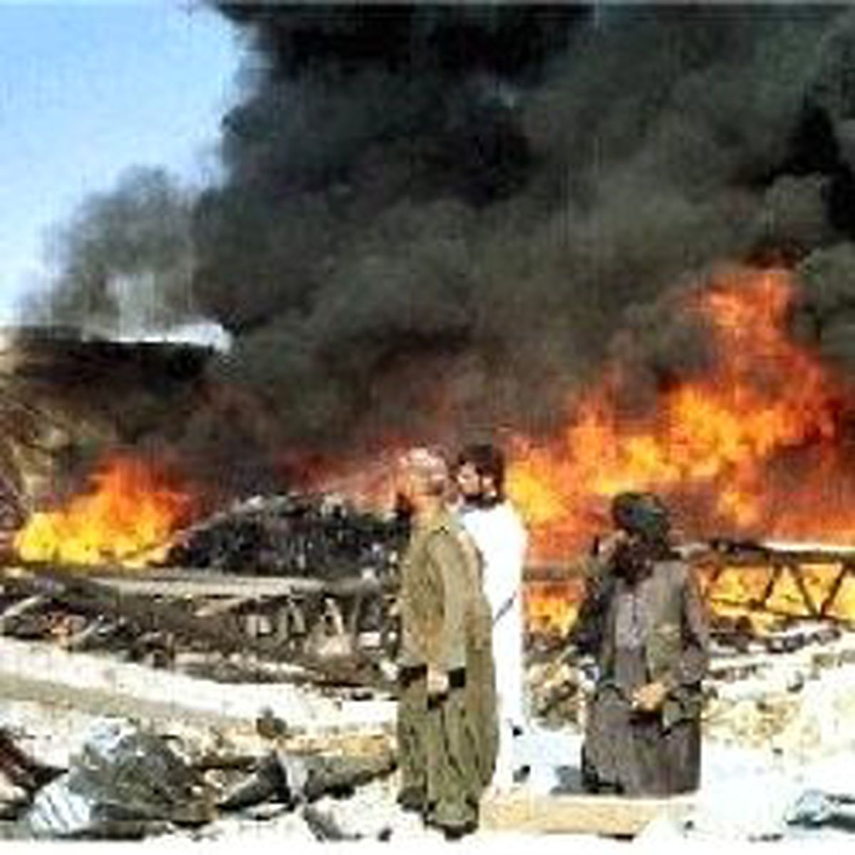 Afganistan'da ABD Bombardımanında 76 Sivil Öldü