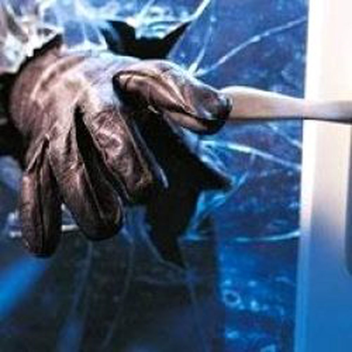 İkizce Hükümet Konağı'nı Soydular