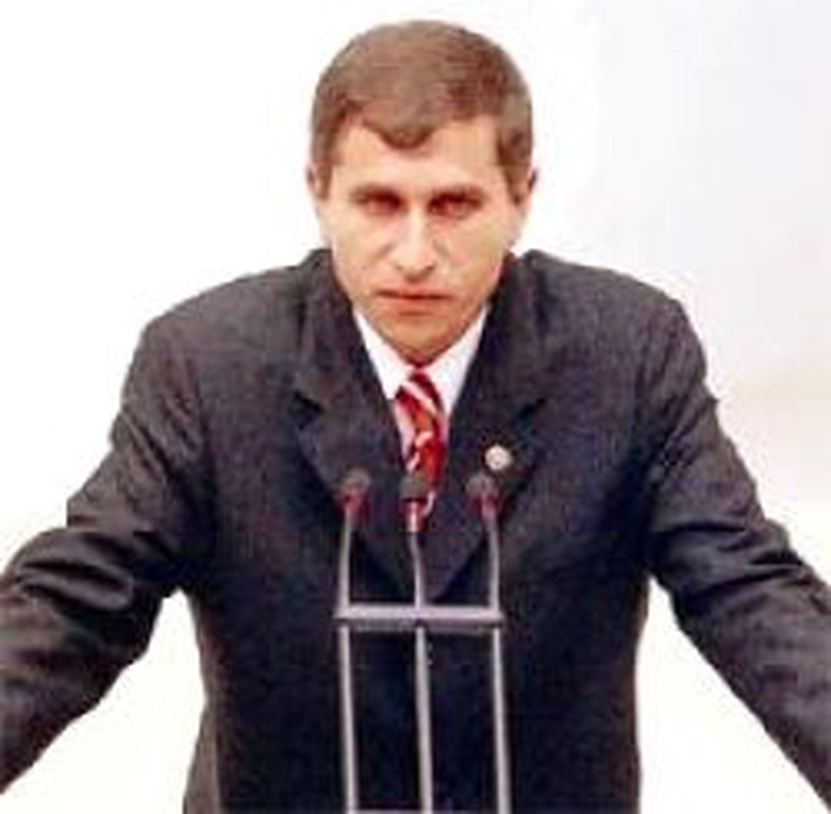 Erbenekoncunun Kitaplarını AKP'li Vekil Dağıtıyor