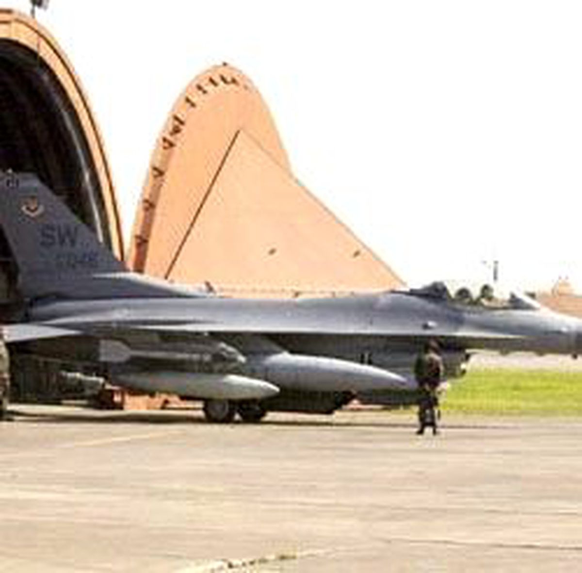 ABD Silahlarına İncirlik'te El Konuldu