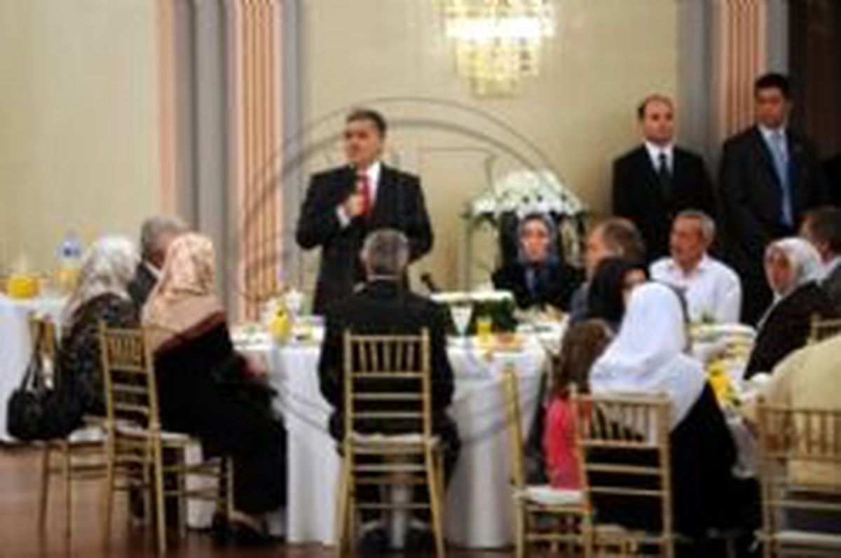 Cumhurbaşkanı Gül'den Şehit Ailelerine İftar