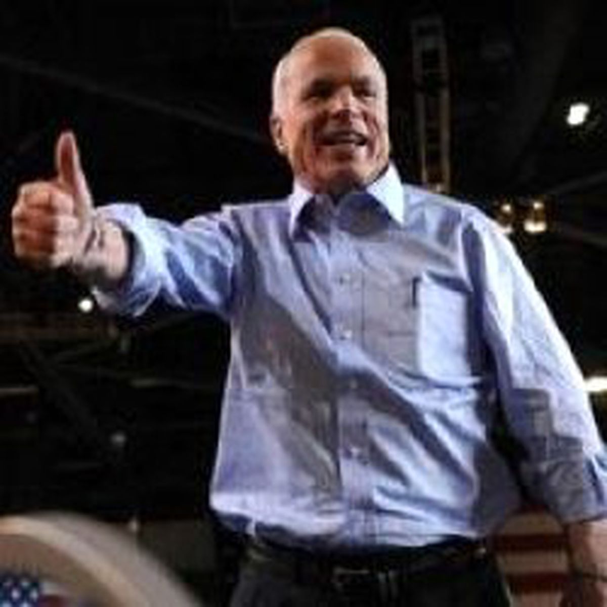 Mccain Anketlerde Öne Geçti