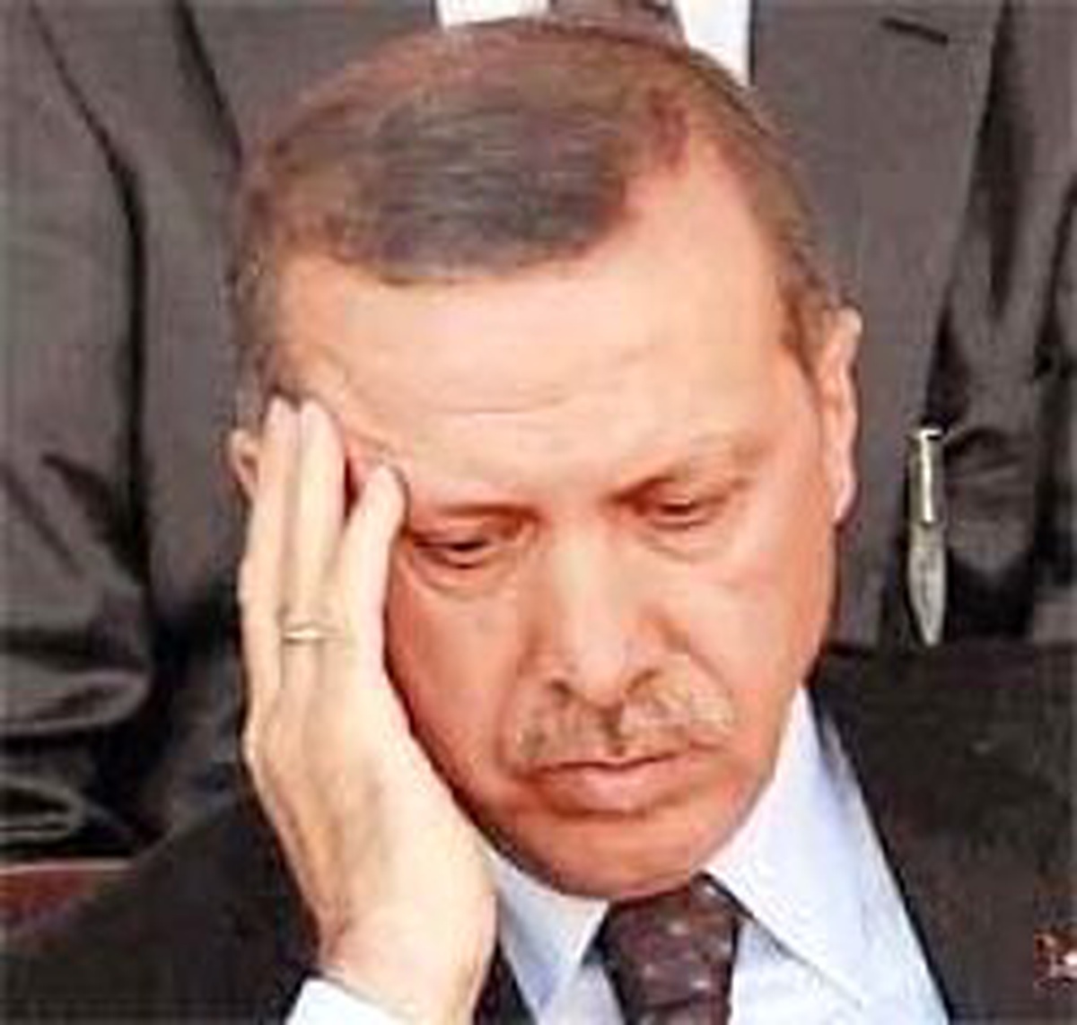Okul Açılışında Medyaya Yüklendi