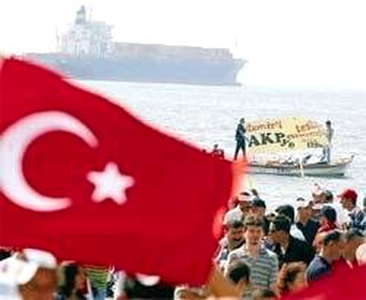 İzmir'den Hodri Meydan