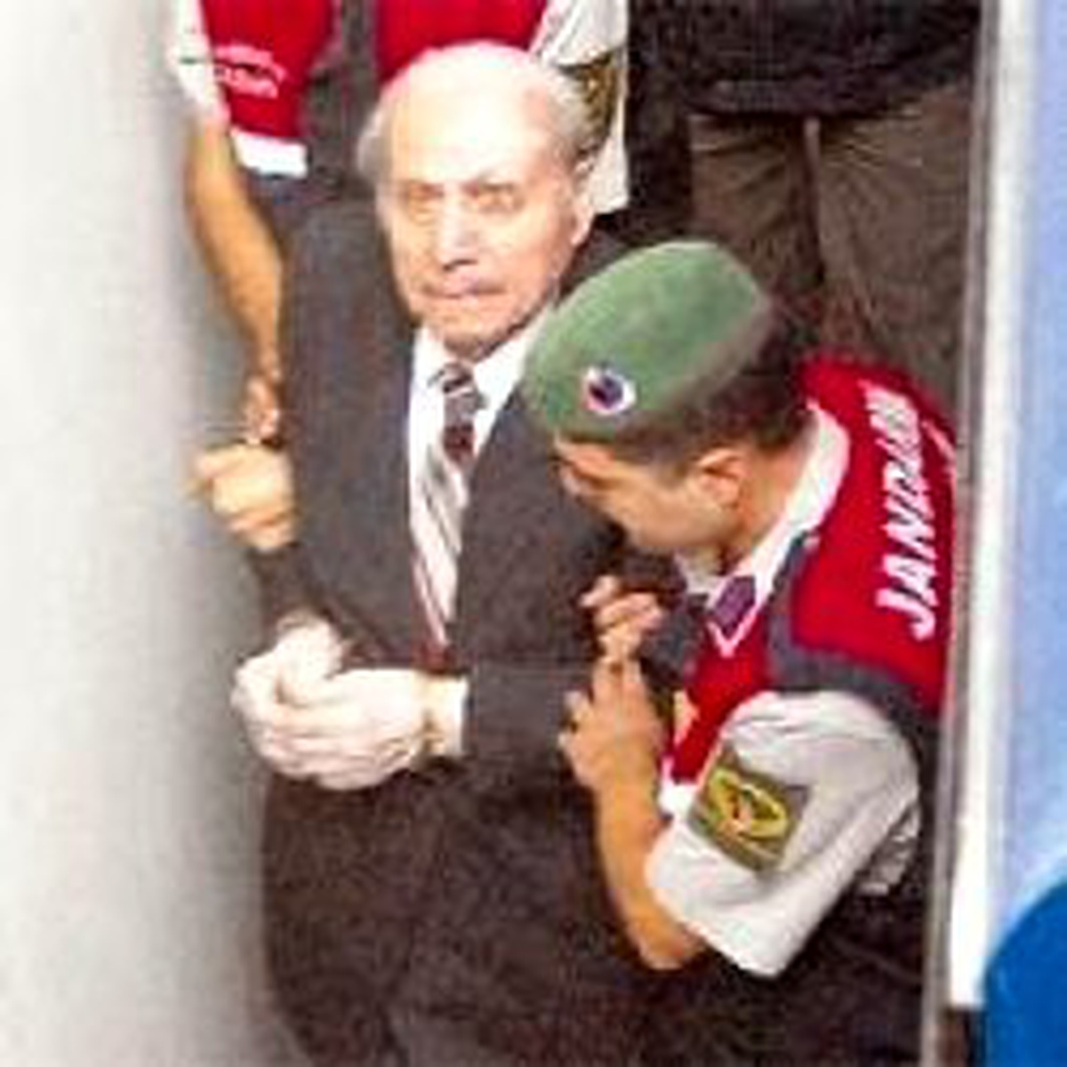 Üzmez de, Kızın Ailesi de Önceki İfadeden Vazgeçti
