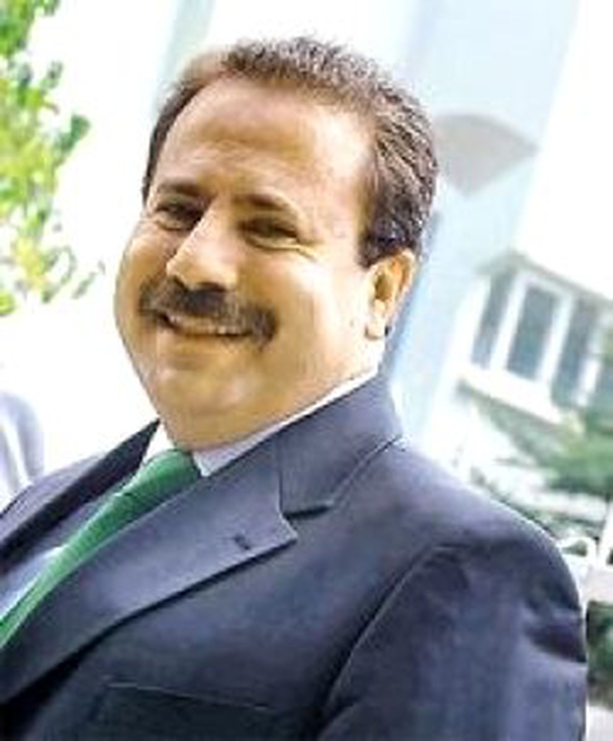 Giden Gitti, Kalan Borçlar da Onların