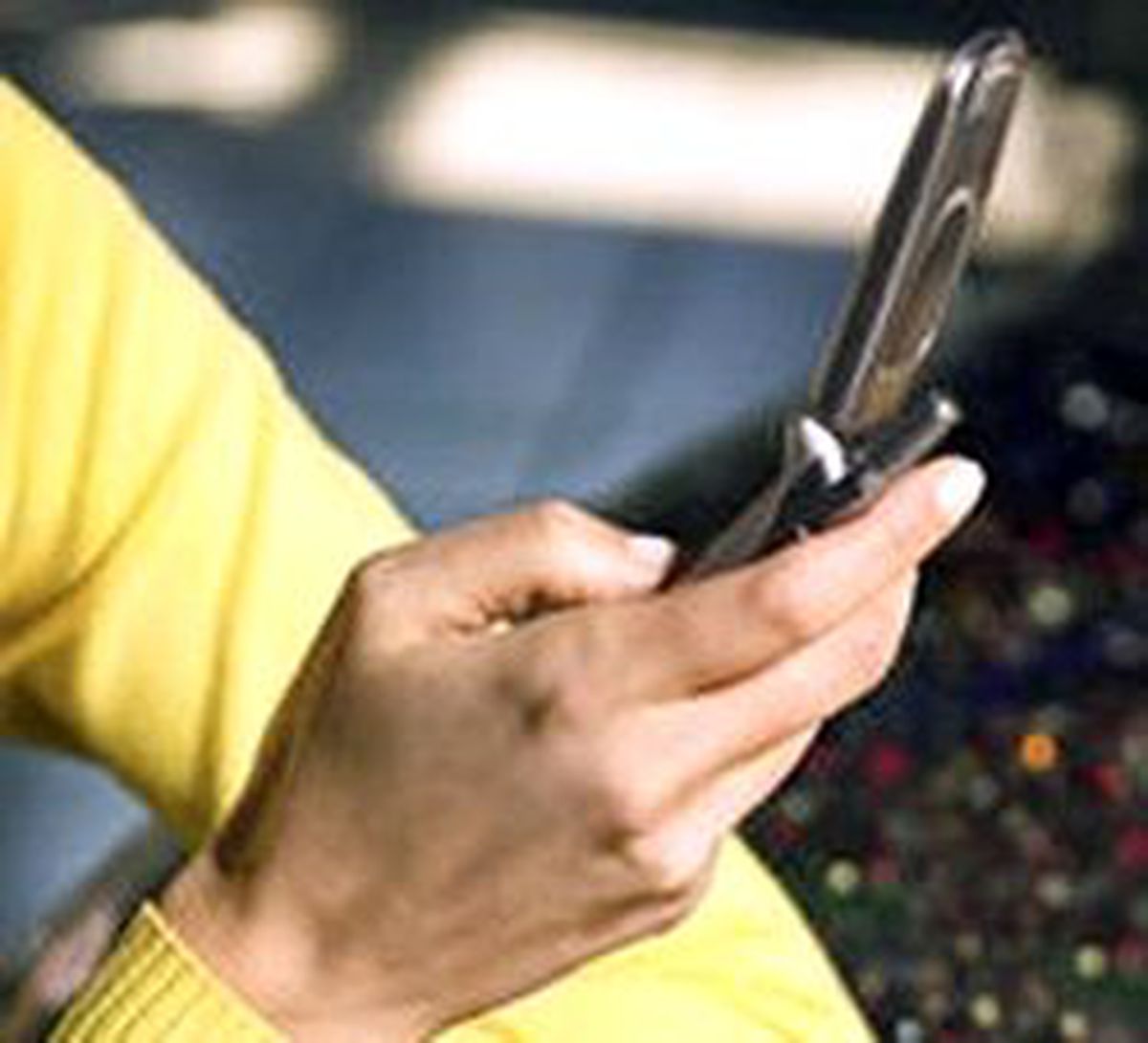 TMSF, 1270 Adet Cep Telefonu Satıyor