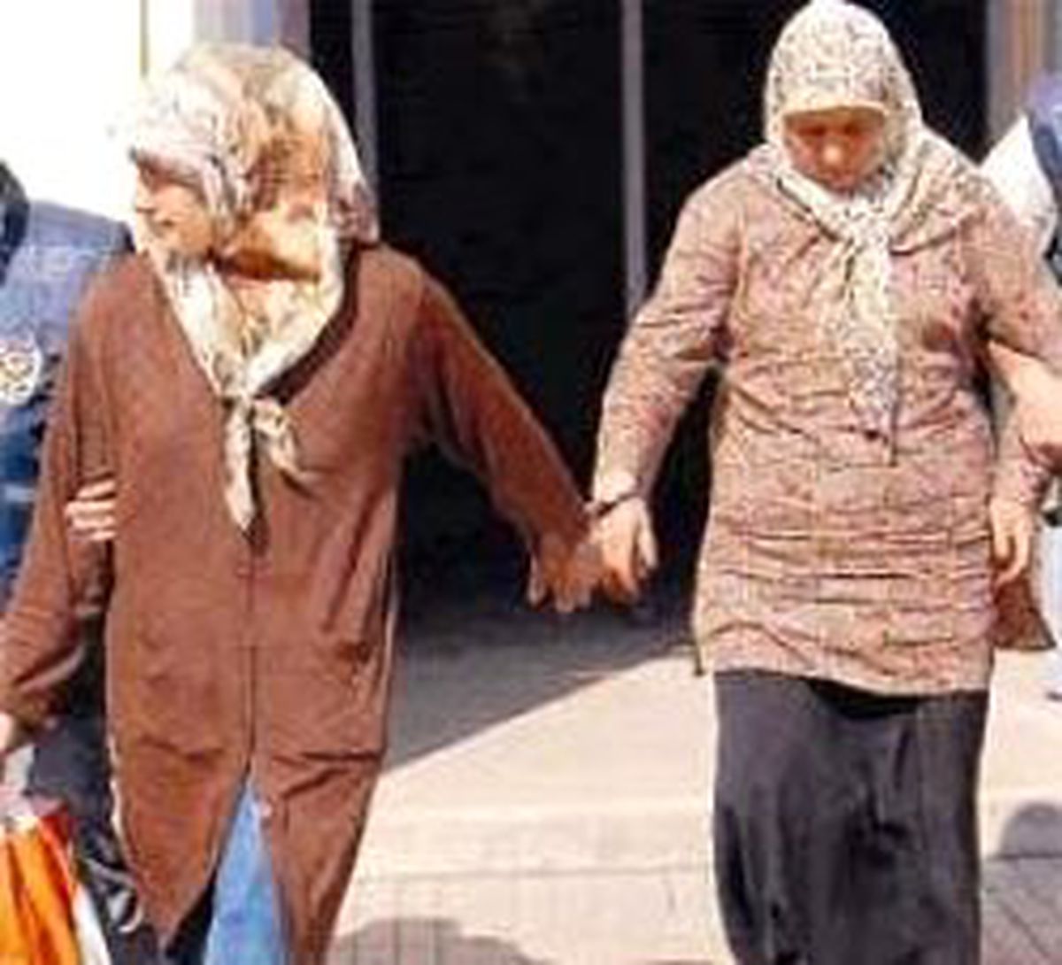 Anne -Kızın Saç Tokalı Soygunu