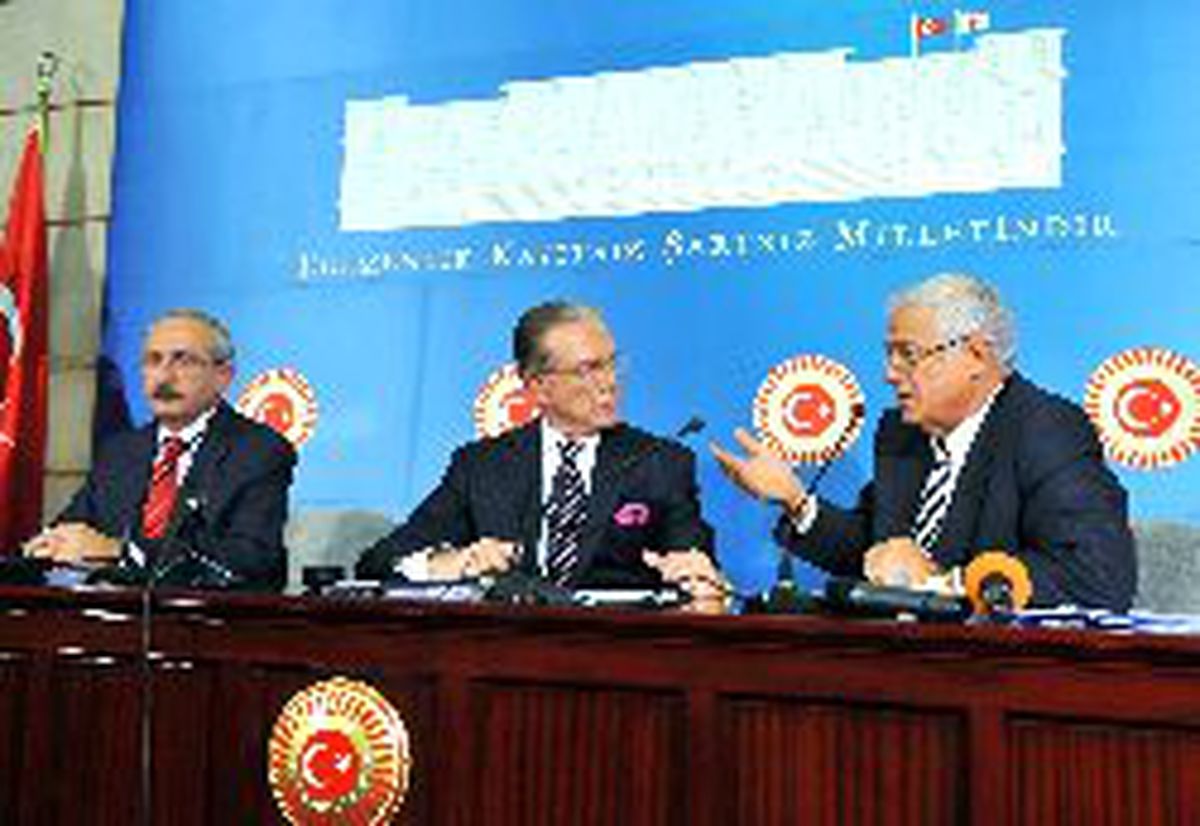 'Çirkinlik Resitali'