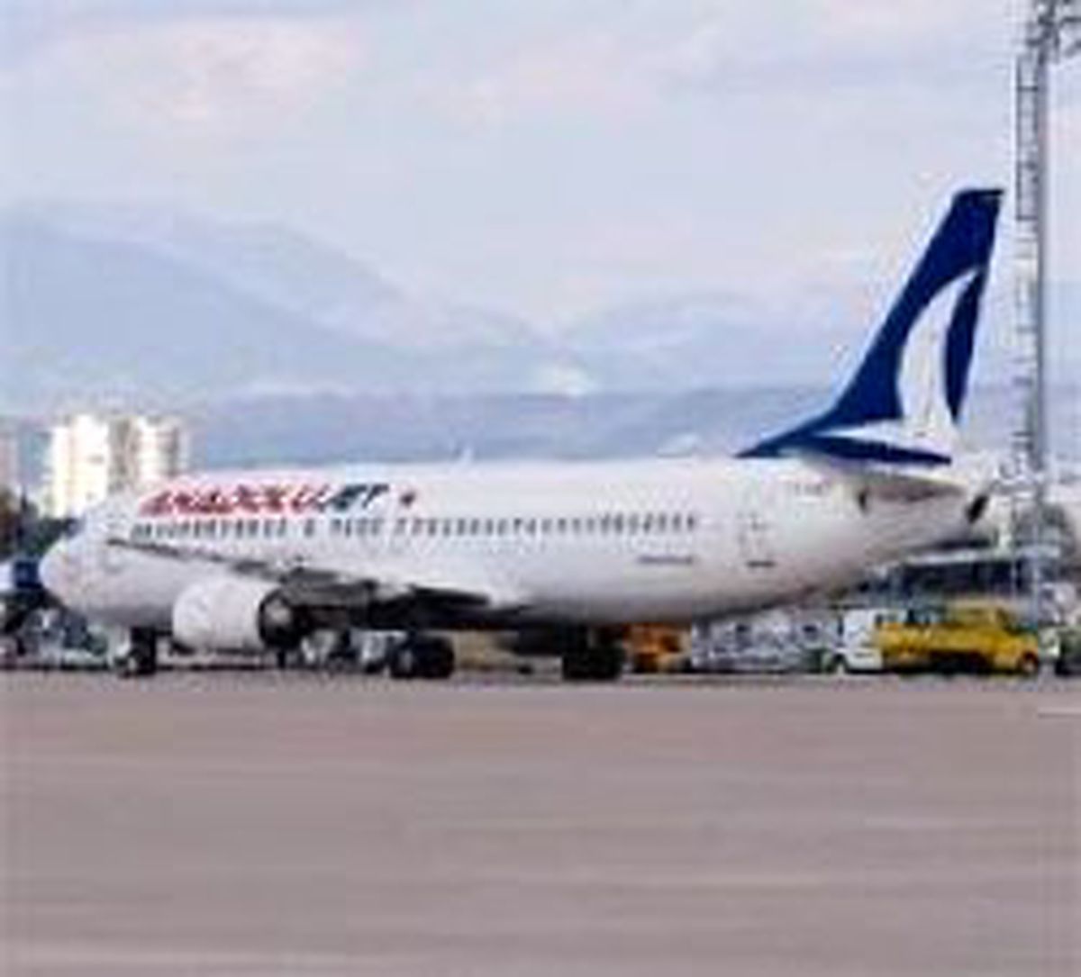 Antalya'ya Tek Motorla İki İniş