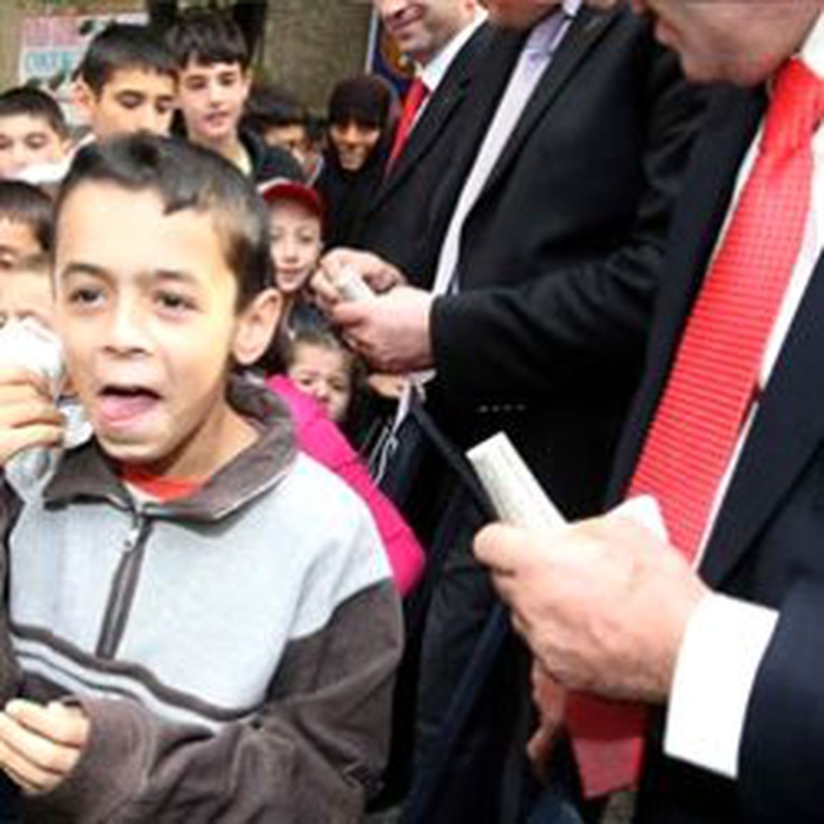 Başbakan Erdoğan'dan Çocuklara Bayram Harçlığı