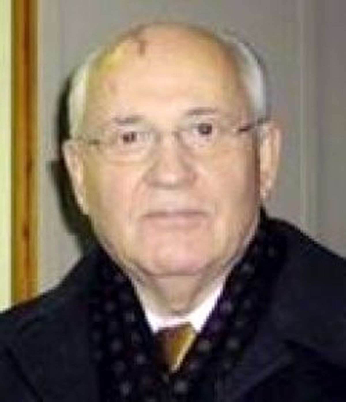 Gorbaçov Parti Kuruyor