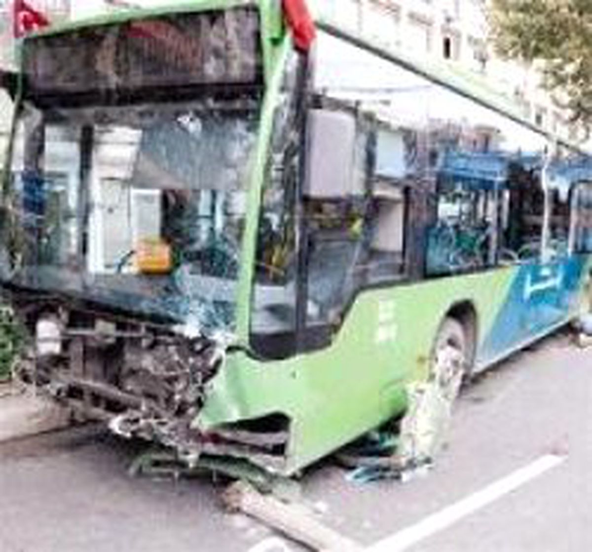 Direksiyonu Cep Telefonu Kilitledi, 1 Ölü