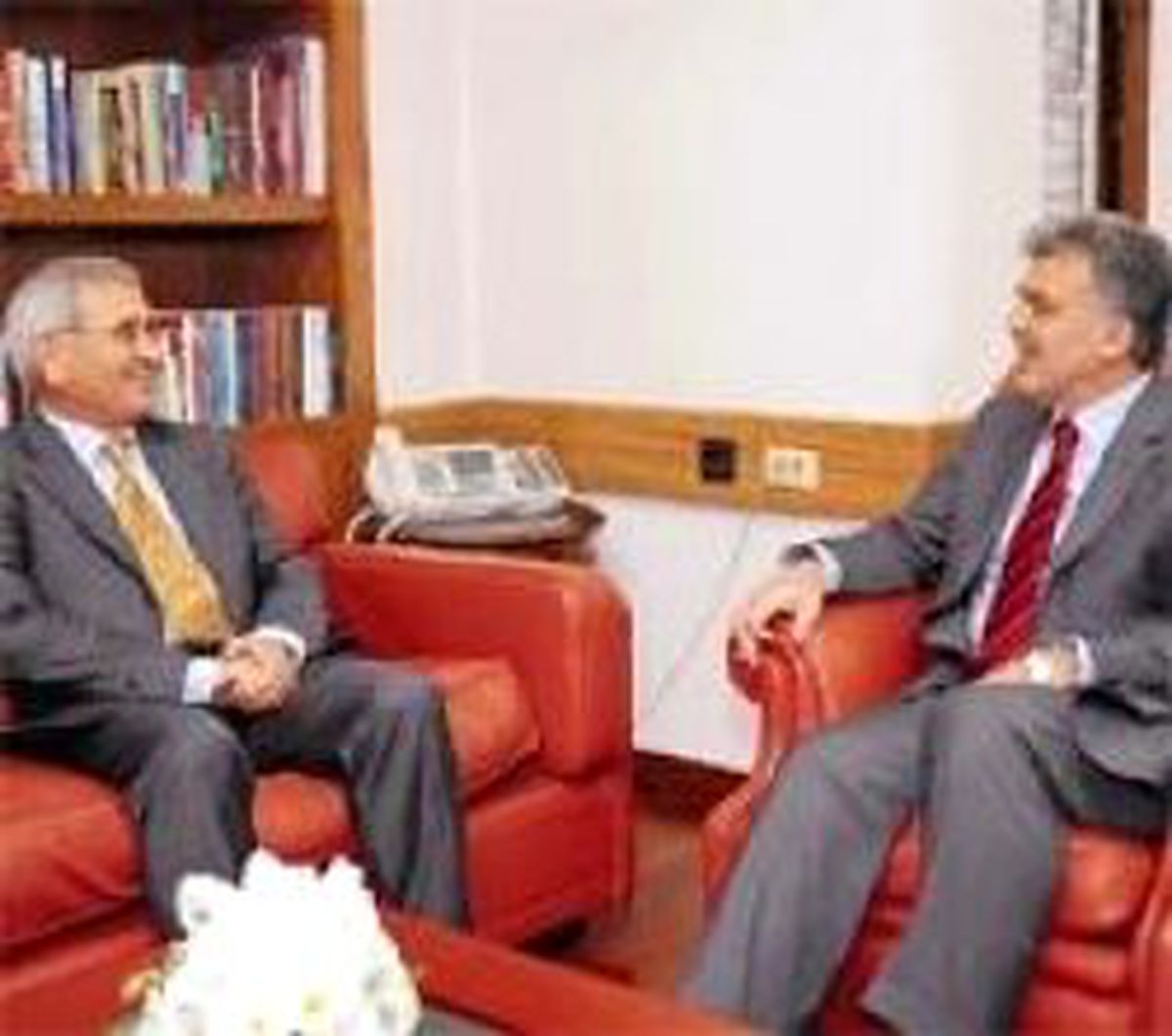 Yılmaz: Bize Bir Şey Olmaz Demeyin