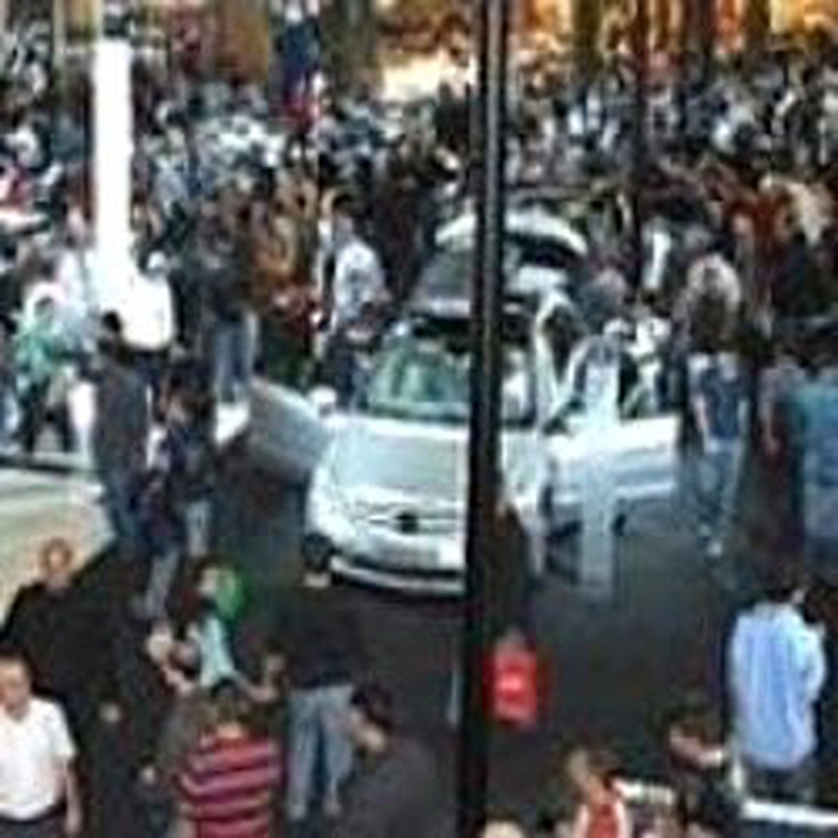 Kriz Autoshow'a Uğramadı