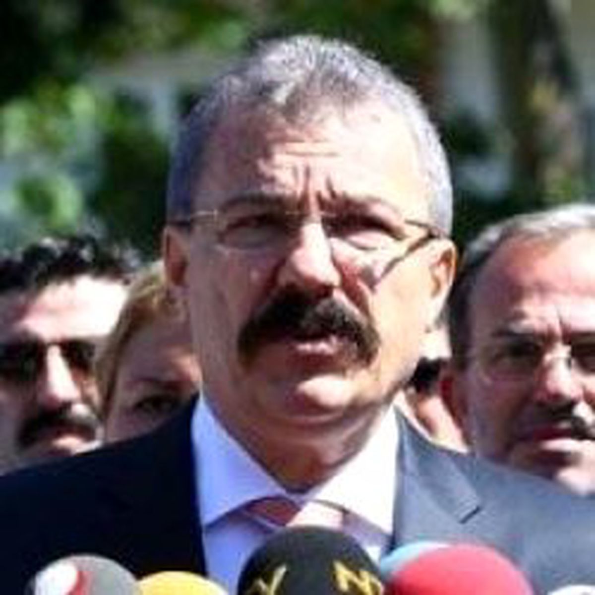 'Mahallenizdeki Yabancıları Bize Bildirin'
