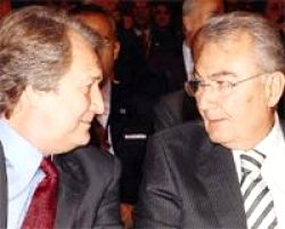Baykal: Bavulla Para Güvenilirliğe Darbedir