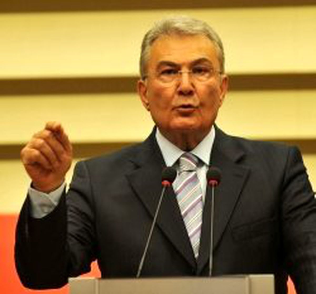 Baykal'dan Erdoğan'a 'Diktatör' Suçlaması