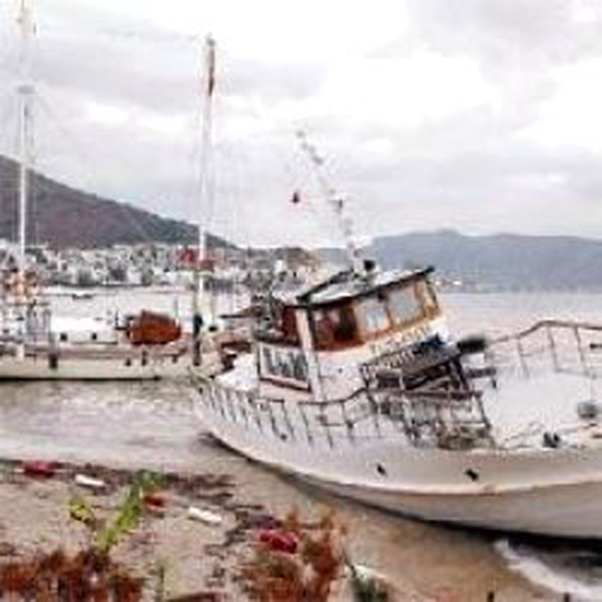 Lodos Bodrum'u Vurdu
