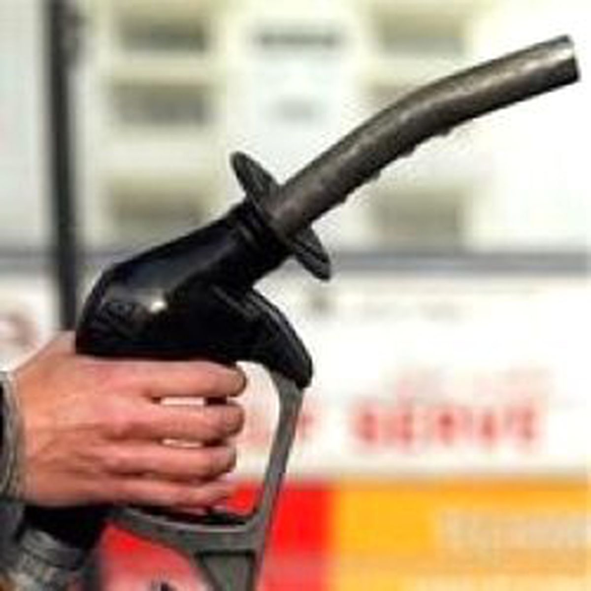 Benzin ve Motorinde İndirim