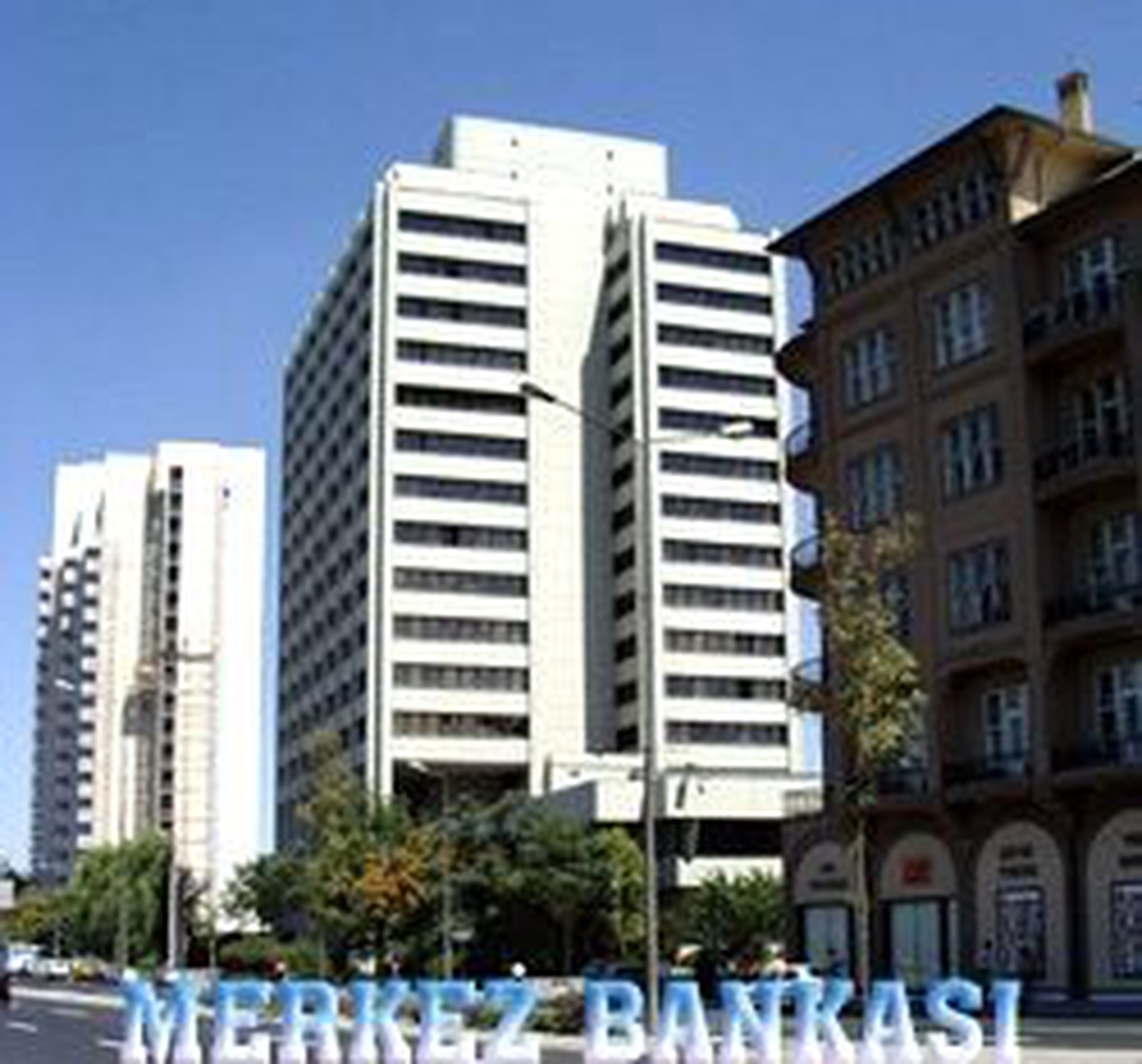 'Merkez' Dünyaya Uydu, Faizde Sürpriz Yaptı