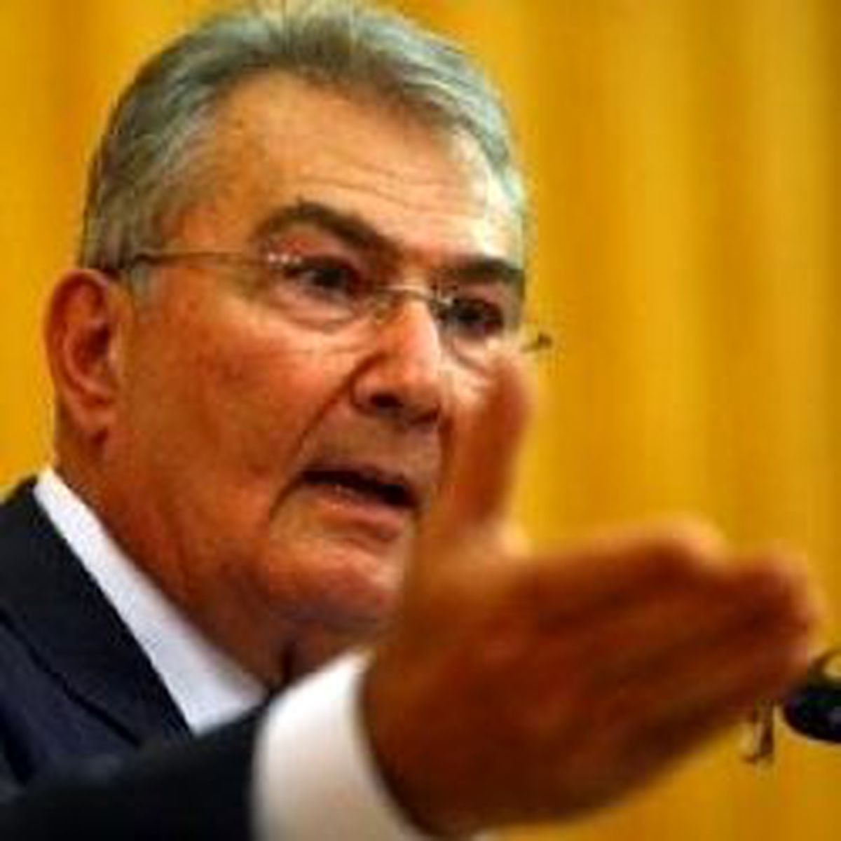 CHP'den 'Şenerli' Çarşaf Çıkışı