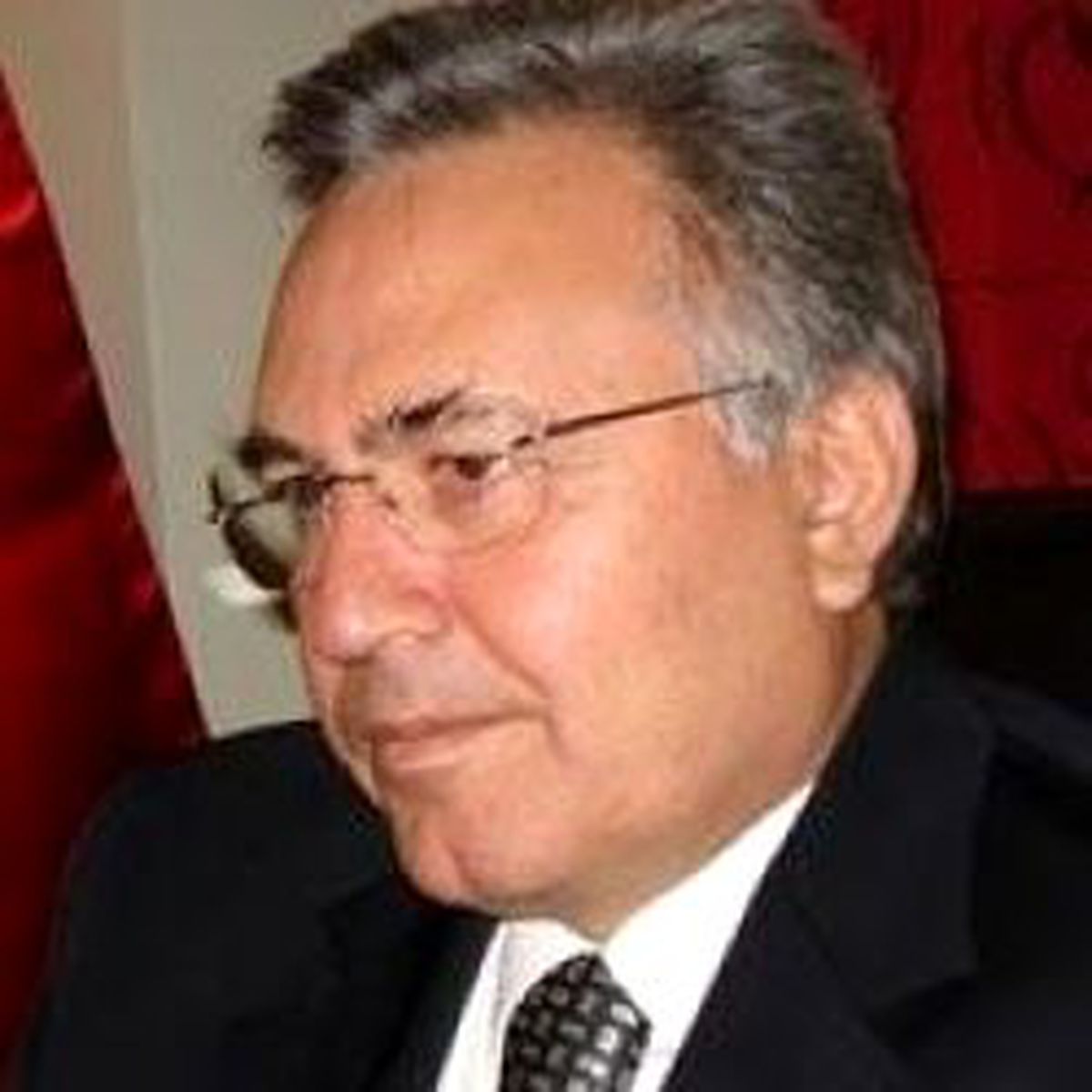 CHP'ye Giden Valiye Ceza