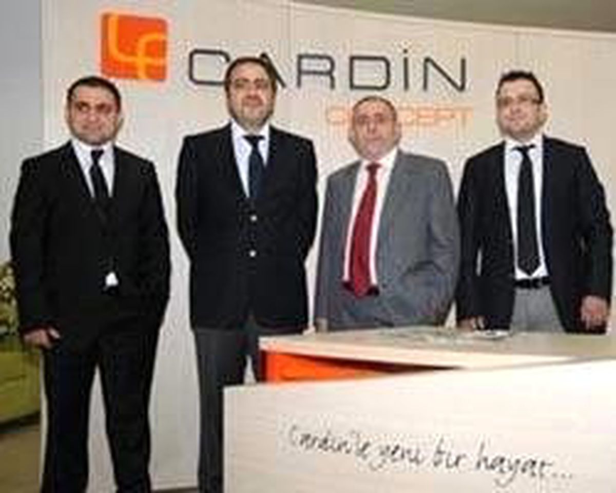 Cardin Mobilya Hedef Büyüttü
