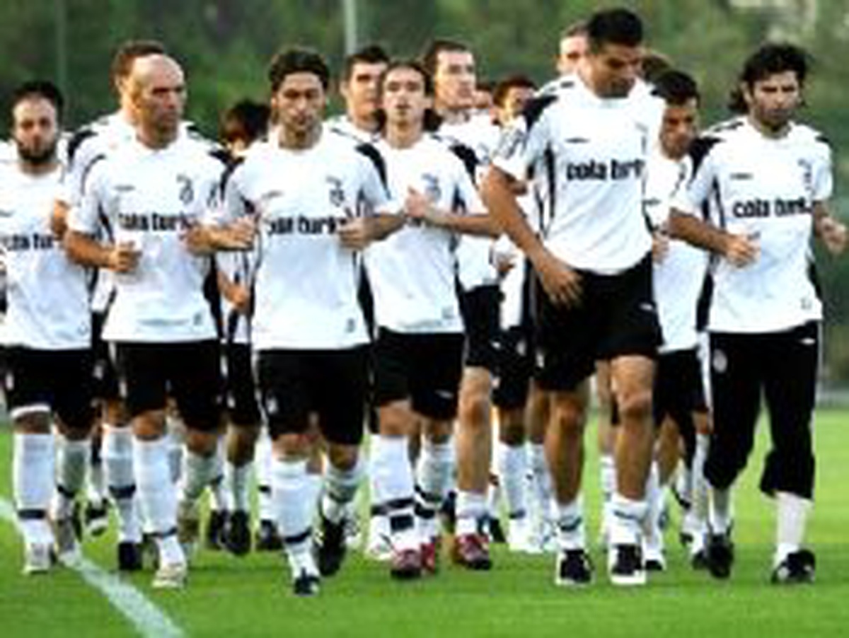 Beşiktaş, Fenerbahçe Maçına Hazırlanıyor