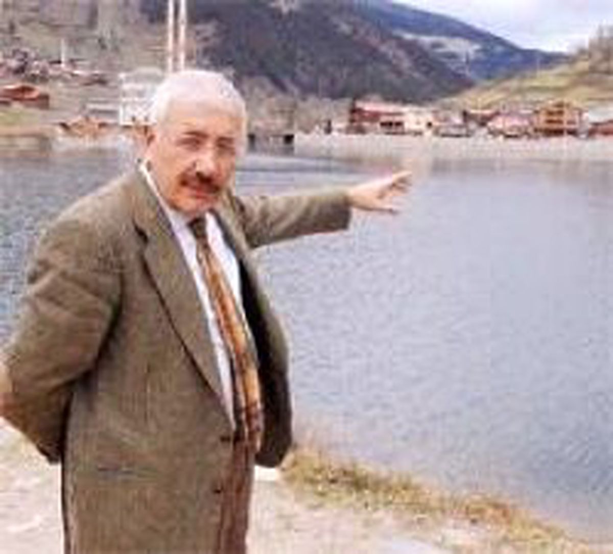 Uzungöl'e Duvar Çektiler