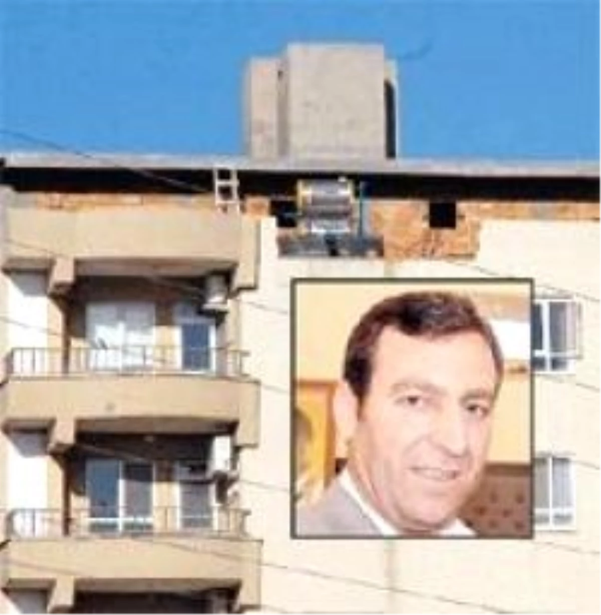 AKP\'li İlçe Başkanı Belediyeyi Bastı