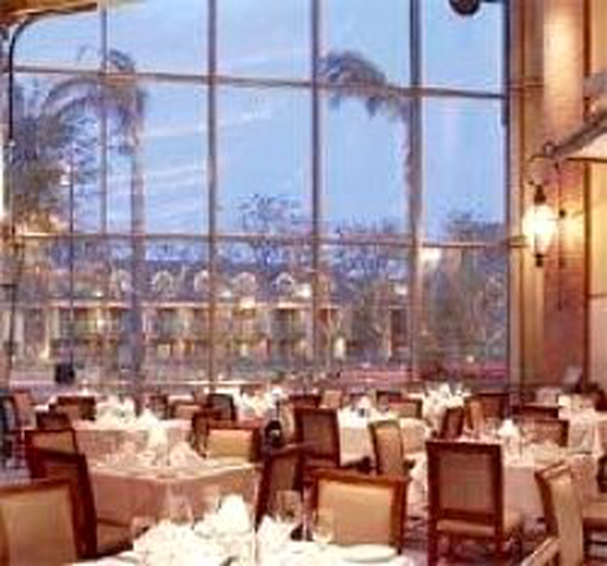 Lüks Restoranlar 'Kemer Sıkma Mönüsü'ne Geçti