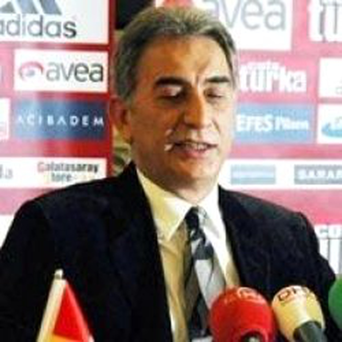 Adnan Polat: İnişli Çıkışlı Bir Grafik Çiziyoruz