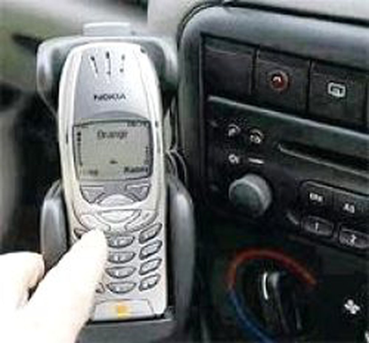 Trafikte Hands -Free Telefonlar da Tehlikeli