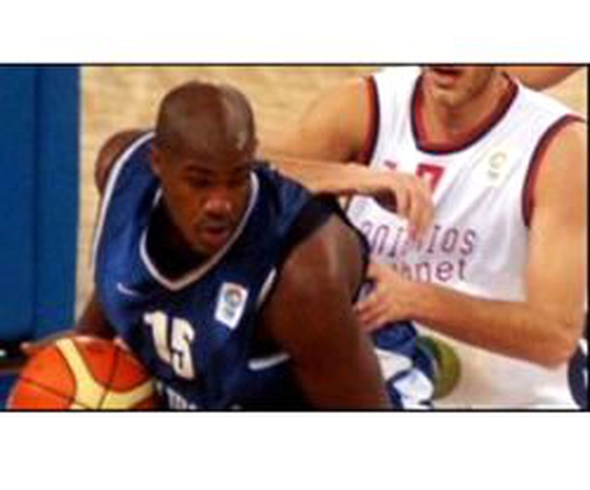 Türk Telekom: 70 - Panellınıos Bc: 64
