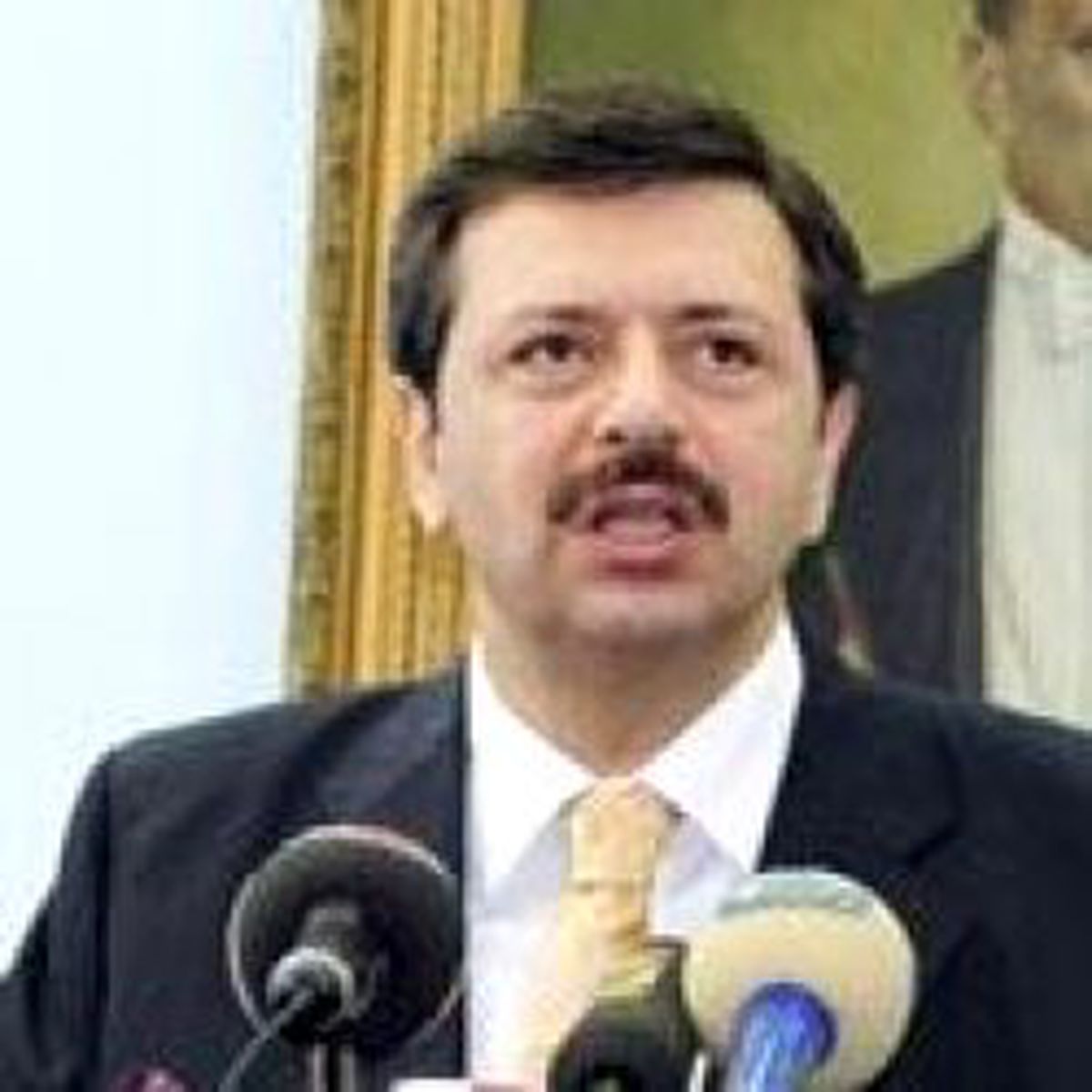 Yangının Henüz Sıcaklığını Hissediyoruz
