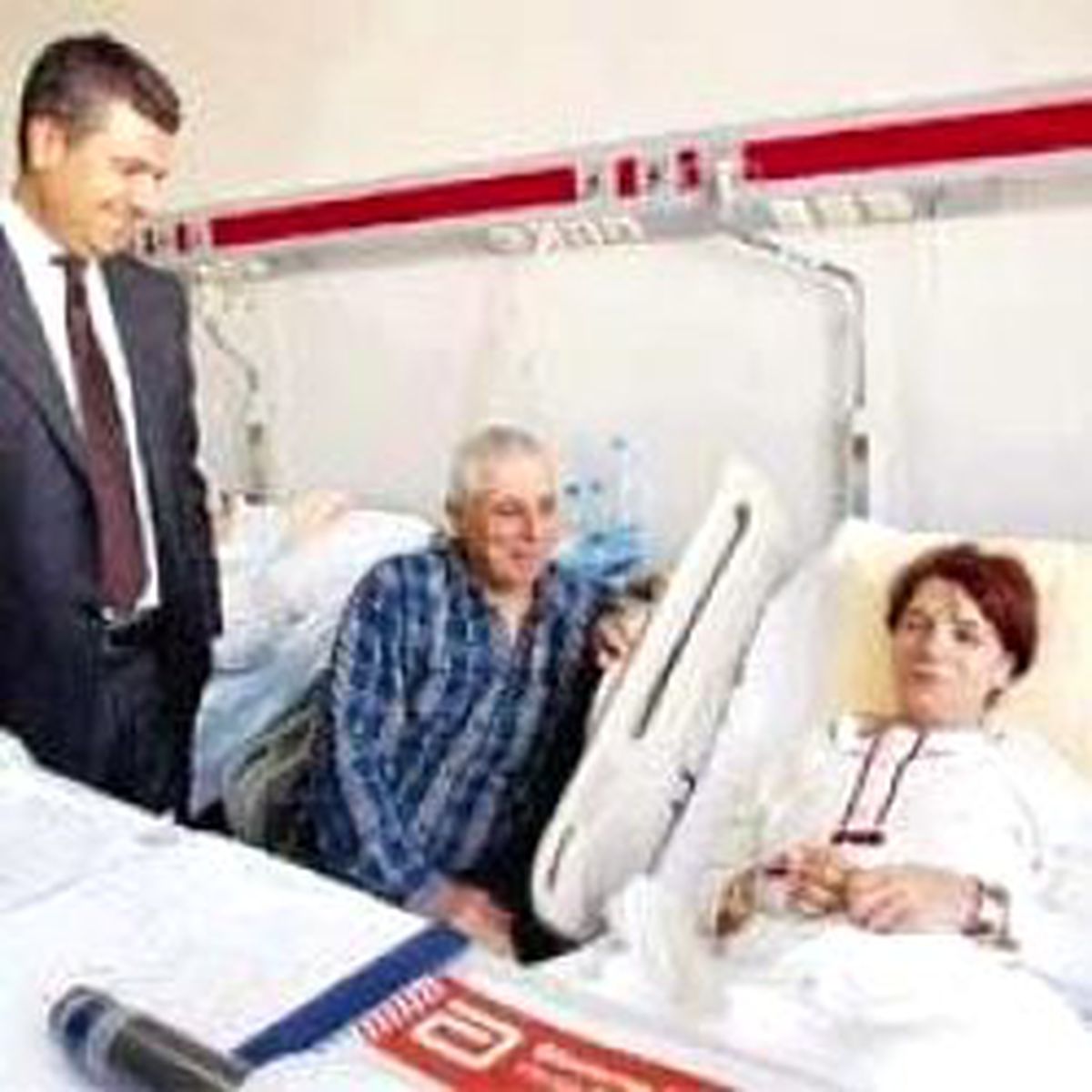 Yunanlı Hastaya Türk Doktordan Şifa