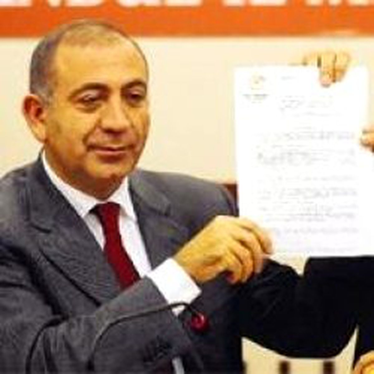 CHP'den İstanbul'a Sürpriz İsim