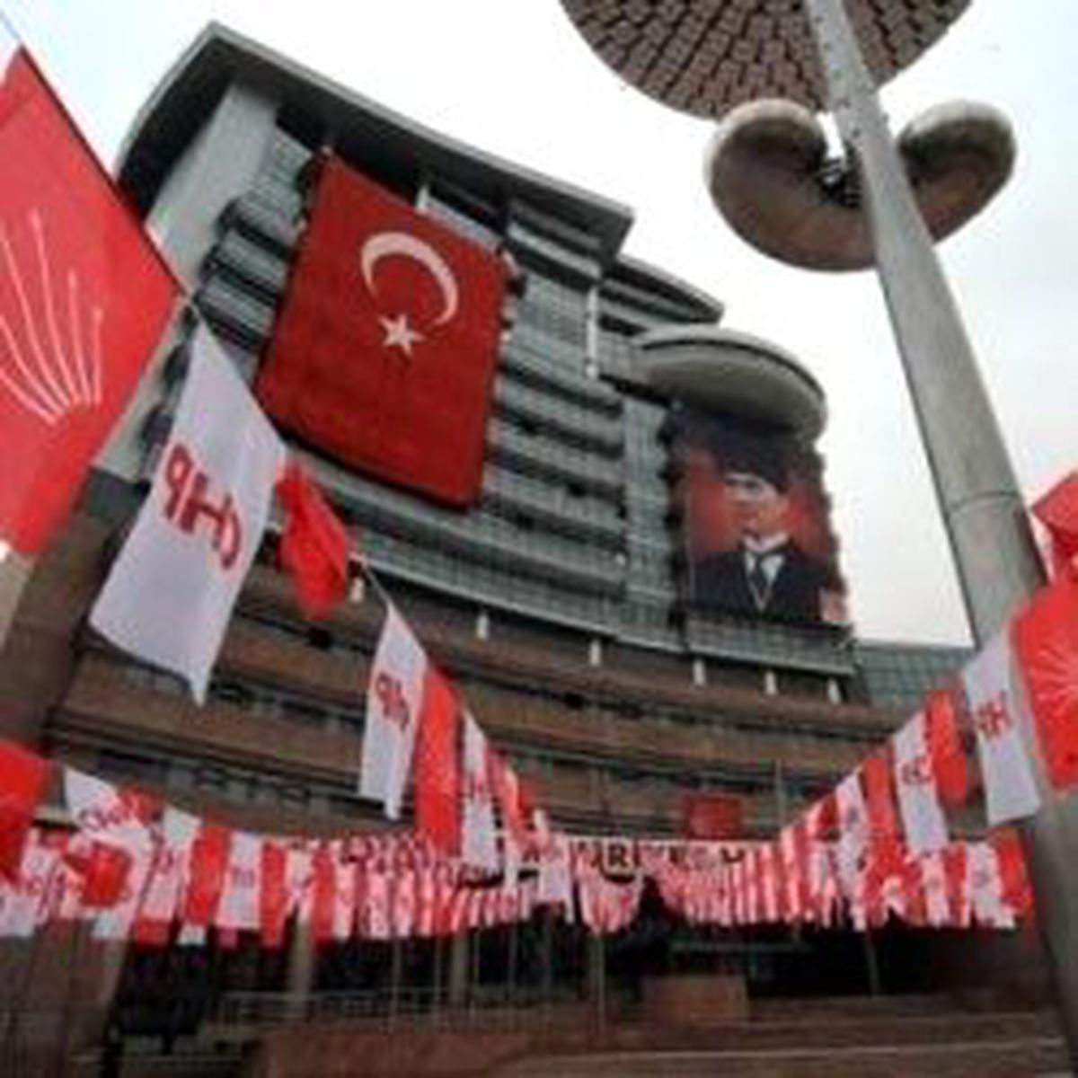 Emine Erdoğan CHP'den Aday