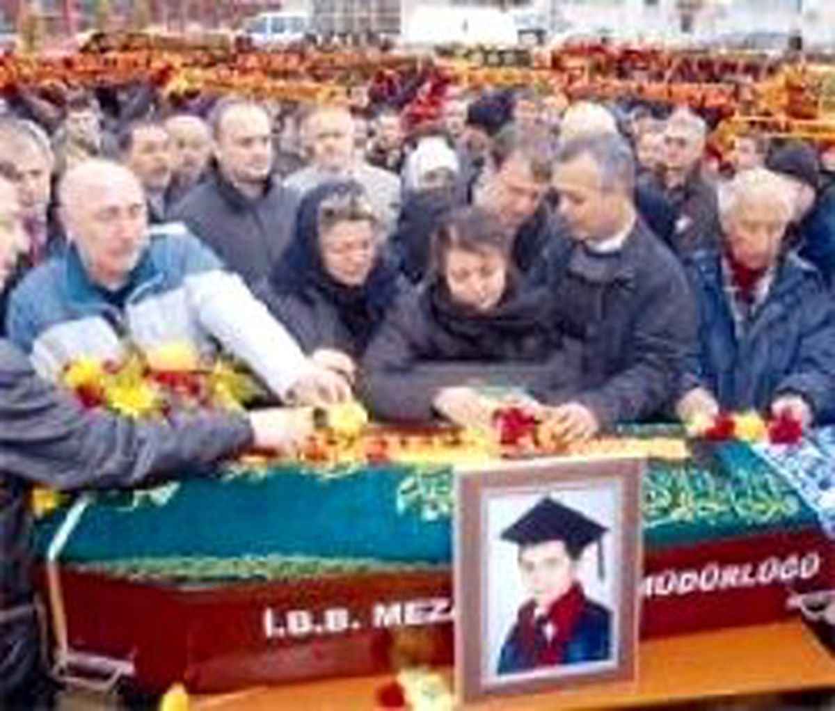 'İsyan' Marşıyla